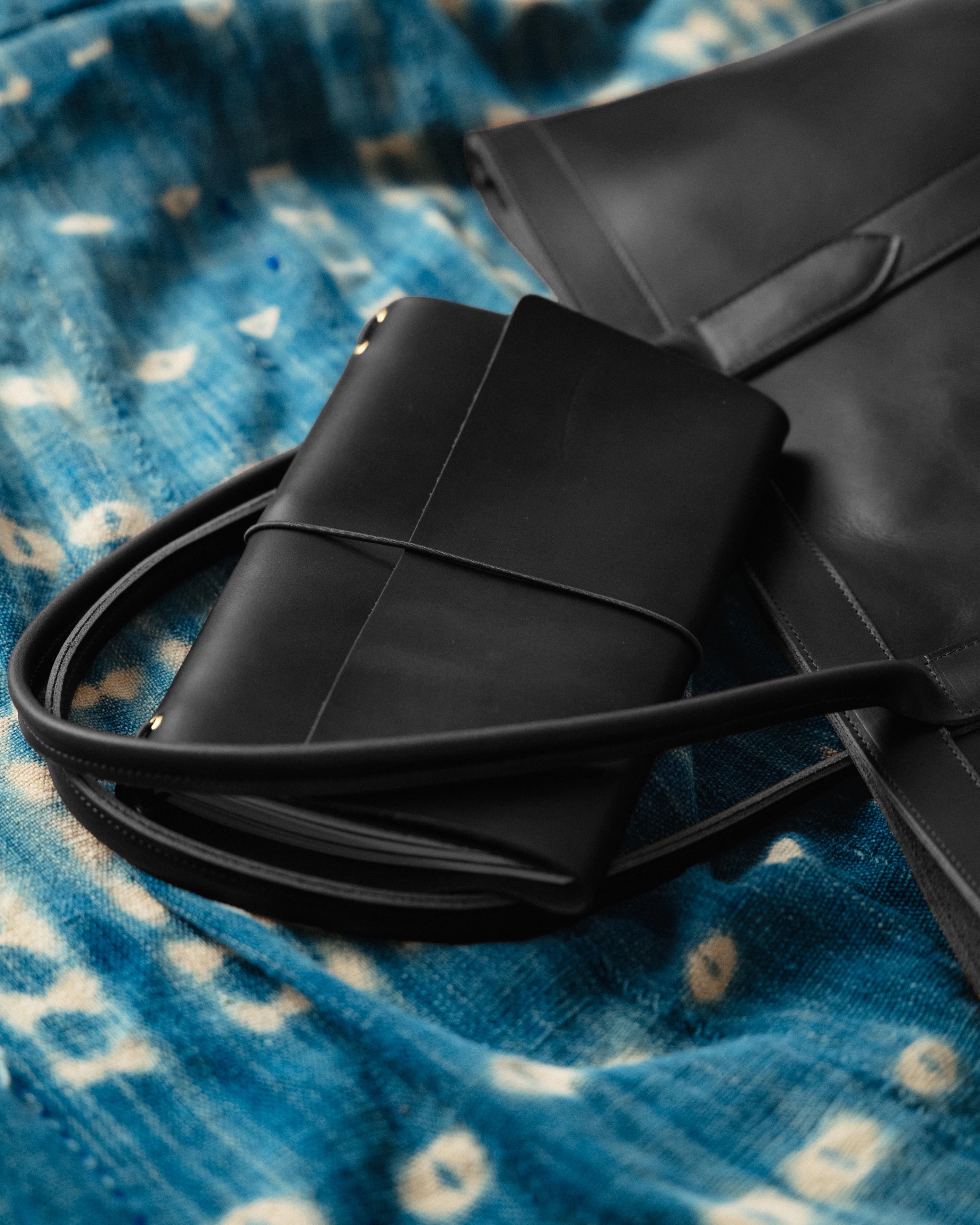Black Double Shot Flagship Tote Bundle