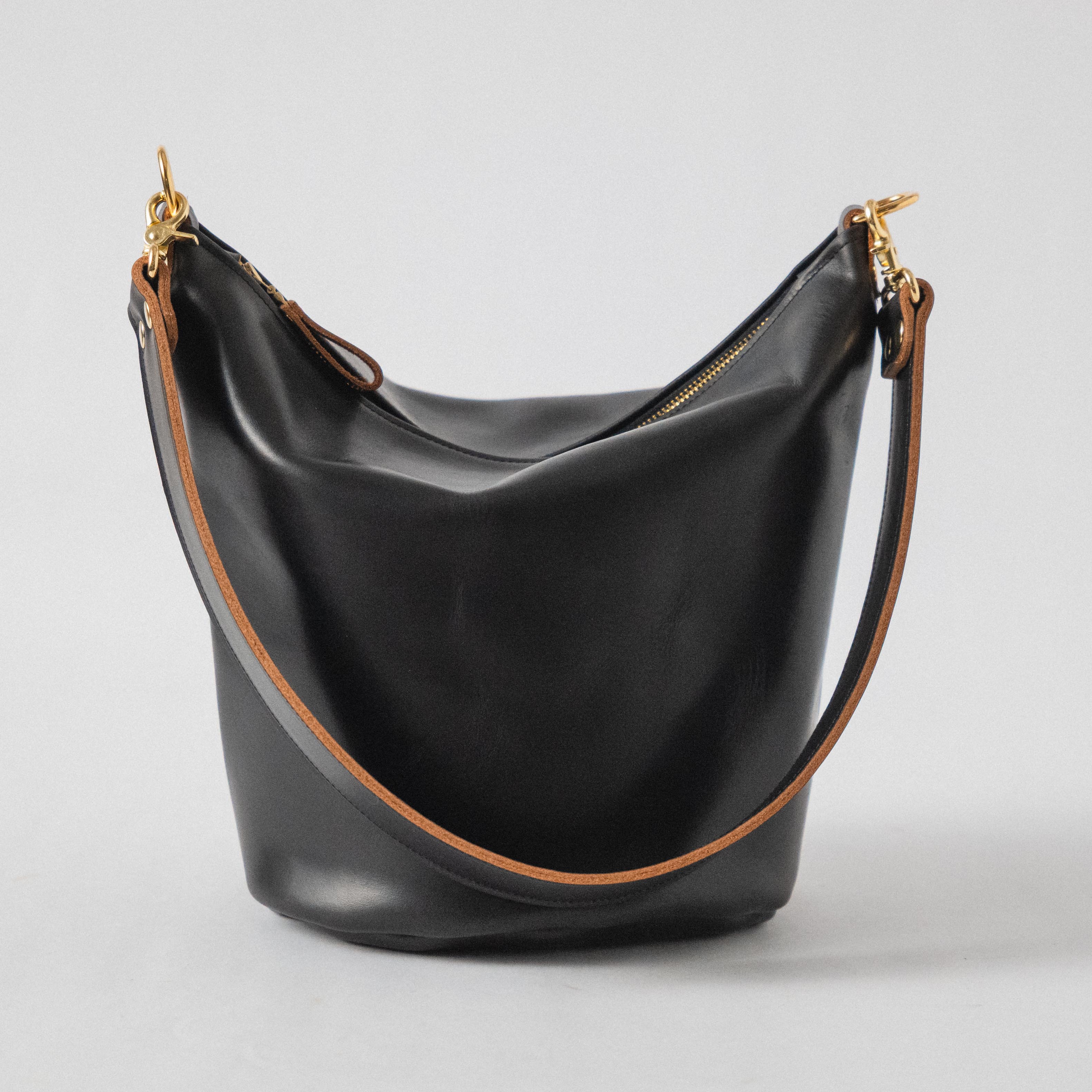 Black Double Shot Zip-Top Bucket Bag Bundle
