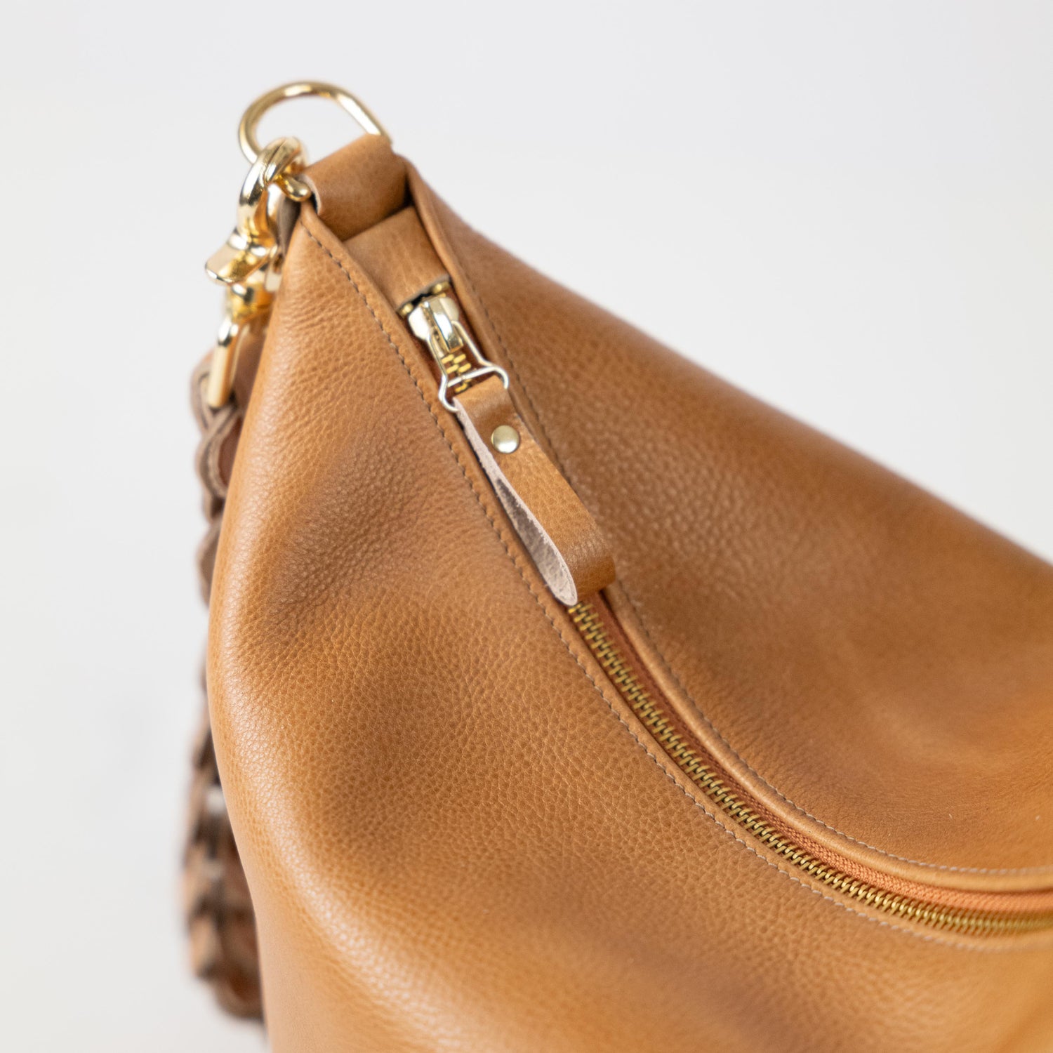 Sand Bulldog Mini Zip-Top Bucket Bag