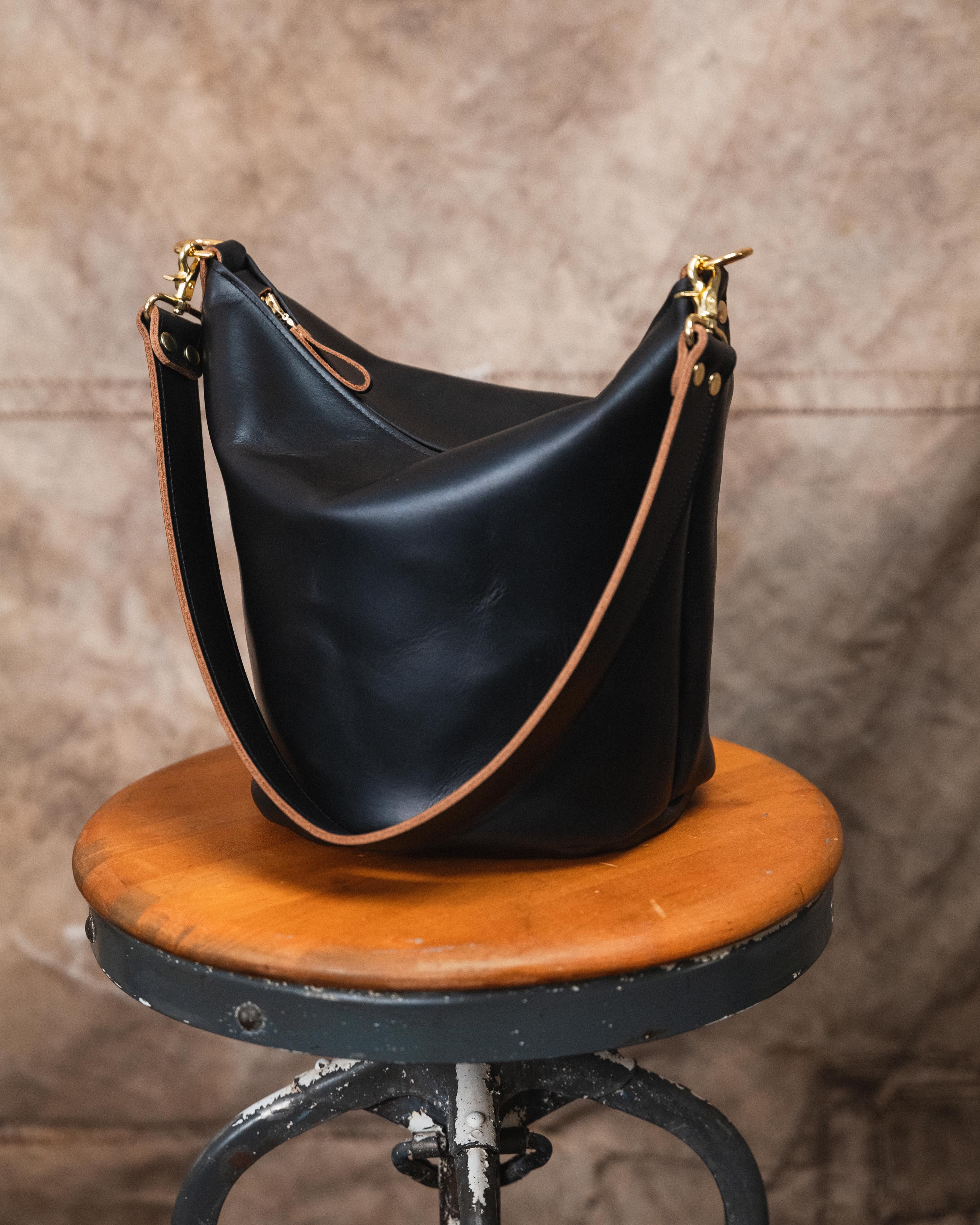 Black Double Shot Zip-Top Bucket Bag Bundle
