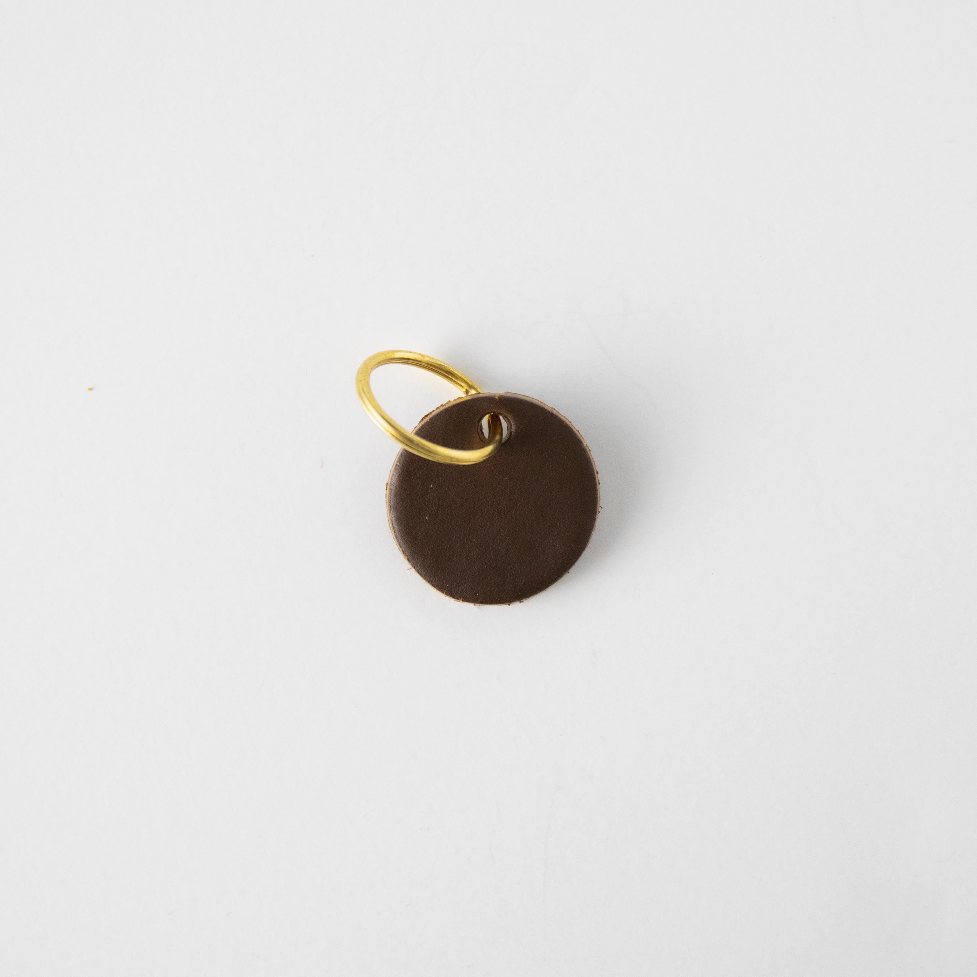 Olive Circle Key Fob- leather keychain - leather key holder - leather key fob - KMM &amp; Co.